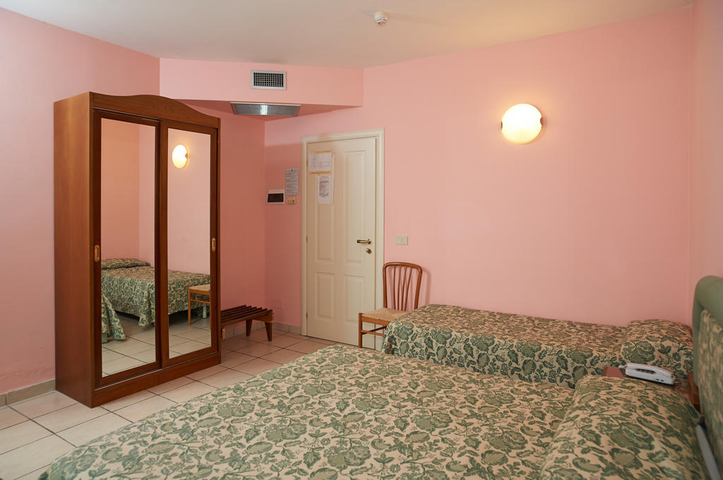 Hotel Cavallotti & Giotto Montecatini-Terme Pokój zdjęcie